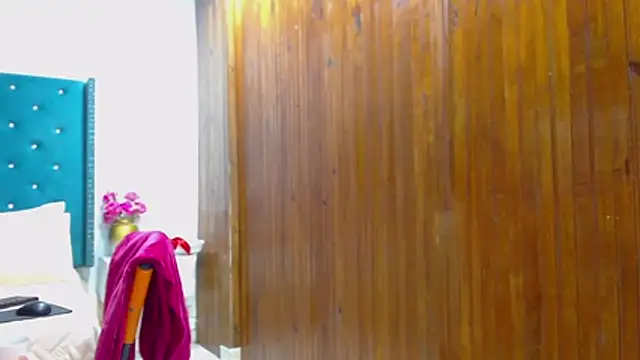 KimScarleth online show from December 2025 03:04:01 PM