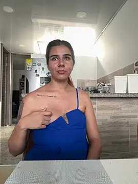 AllieYourGirl online show from February 2026 07:33:01 PM