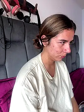 AllieYourGirl online show from December 2025 01:46:02 PM