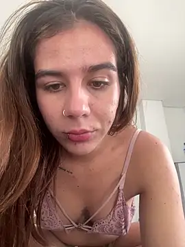 AllieYourGirl online show from November 2025 04:34:02 PM