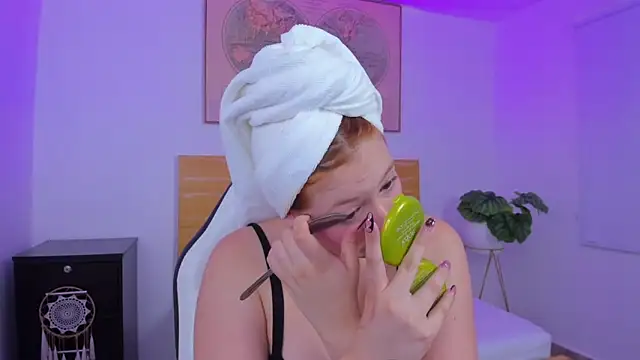 kitty sweeety  online show from March 2026 12:33:02 PM