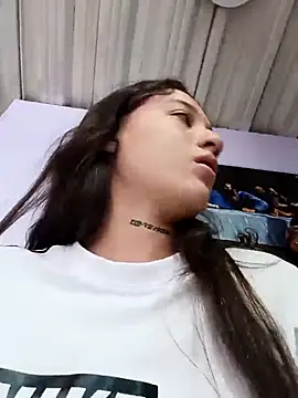 Snapshot of Arii_collins1 chatting on November 2025 06:23:02 PM Arii collins1 online show from November 2025 06:23:02 PM