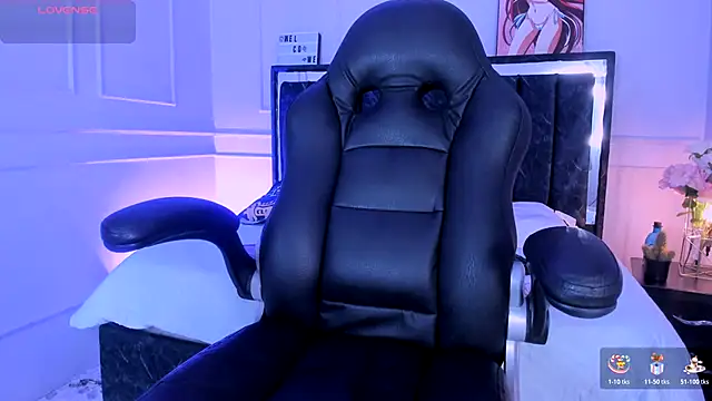 SwettRenata  online show from November 2025 12:26:01 PM