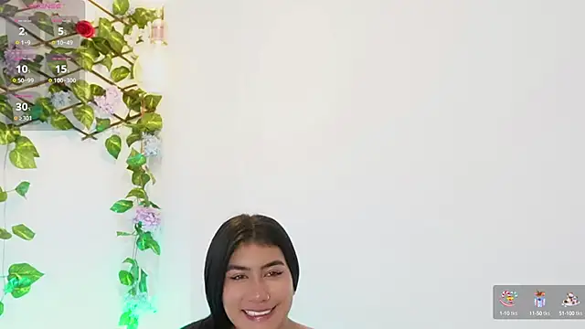 saraBow online show from October 2025 05:58:02 PM