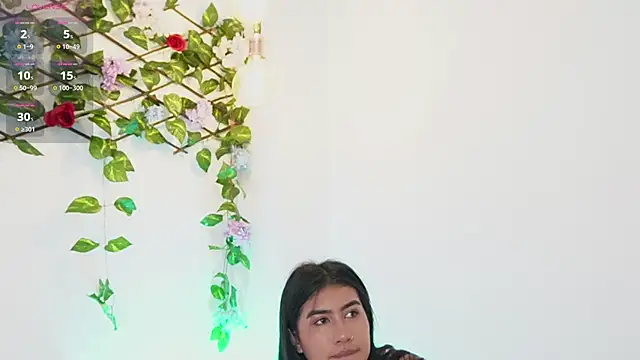 saraBow online show from October 2025 05:57:02 PM