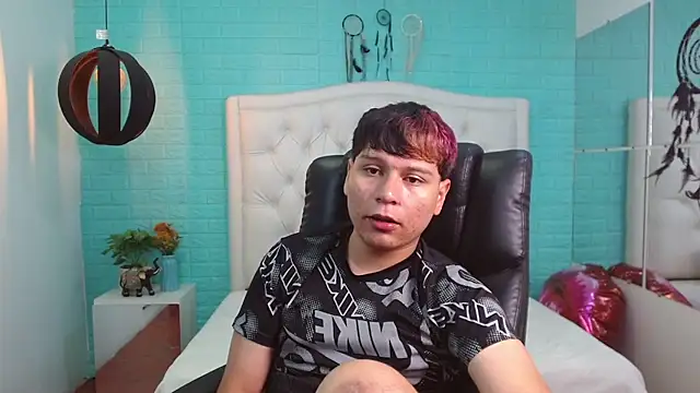 dondanys online show from September 2025 07:27:01 PM