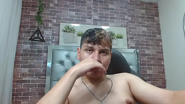 dondanys online show from October 2025 07:26:02 PM