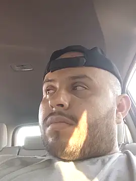 Todasmias420 online show from October 2025 11:39:02 PM