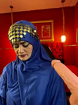 Snapshot of Anissa_Ali chatting on September 2025 10:38:02 PM Anissa Ali online show from September 2025 10:38:02 PM