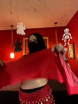 Snapshot of Anissa_Ali chatting on November 2025 11:31:02 PM Anissa Ali online show from November 2025 11:31:02 PM