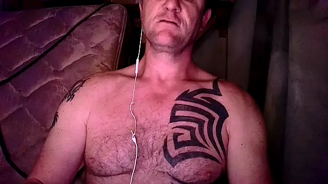 Yournaughty online show from May 2026 04:06:01 AM
