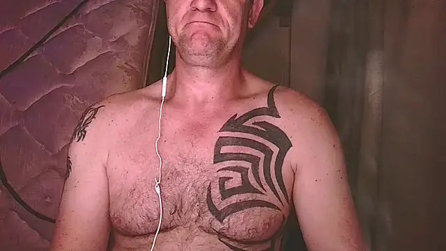 Yournaughty online show from April 2026 04:52:02 AM