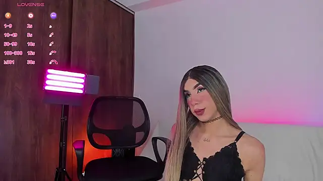 Samantha Magic online show from October 2025 05:53:01 AM