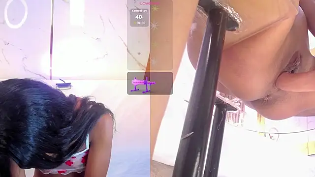 CandyRouse   online show from November 2025 04:07:01 PM