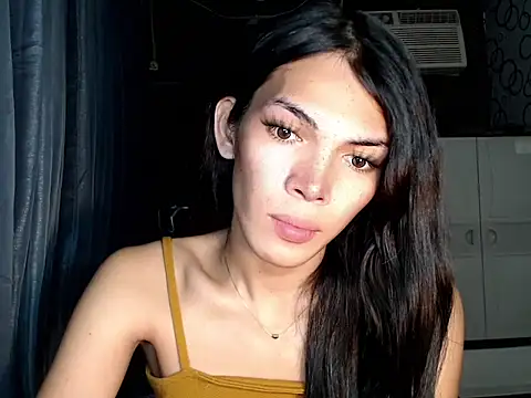 ladyhotcuming online show from August 2026 12:30:01 AM