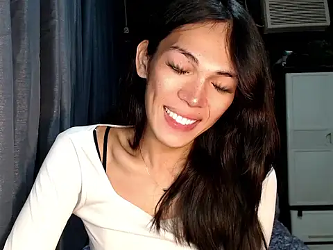 ladyhotcuming online show from July 2026 07:49:02 AM