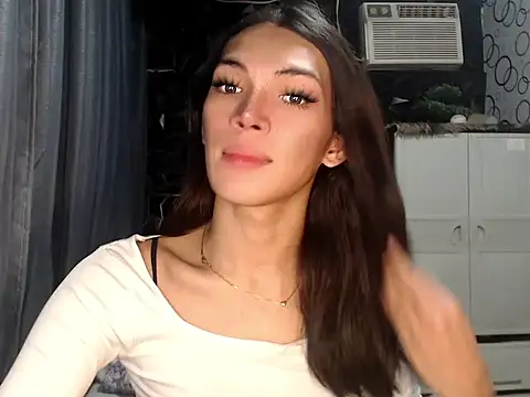 ladyhotcuming online show from July 2026 09:10:01 PM