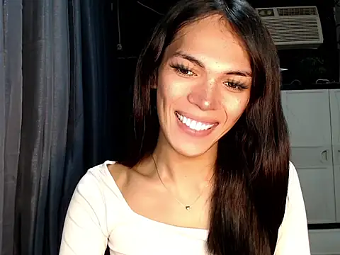 ladyhotcuming online show from July 2026 09:32:01 PM