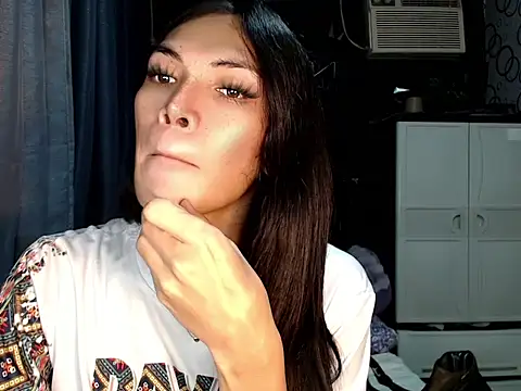 ladyhotcuming online show from July 2026 06:47:01 PM