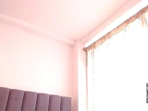 Snapshot of saara_johnson496 chatting on February 2026 01:44:02 PM saara johnson496 online show from February 2026 01:44:02 PM