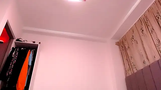 Snapshot of saara_johnson496 chatting on July 2026 12:00:02 AM saara johnson496 online show from July 2026 12:00:02 AM