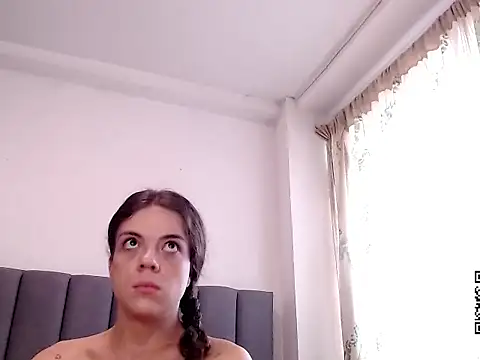 Snapshot of saara_johnson496 chatting on January 2026 12:31:02 PM saara johnson496 online show from January 2026 12:31:02 PM