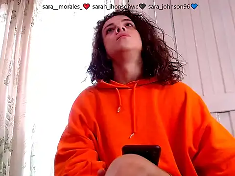 Snapshot of saara_johnson496 chatting on December 2025 11:45:01 AM saara johnson496 online show from December 2025 11:45:01 AM