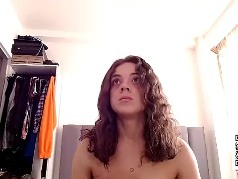 Snapshot of saara_johnson496 chatting on February 2026 02:17:02 PM saara johnson496 online show from February 2026 02:17:02 PM