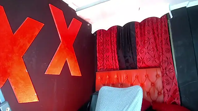 abrilbigcock online show from June 2026 11:45:02 PM
