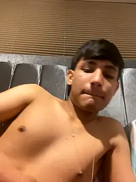 Snapshot of cody_fox10 chatting on September 2025 05:04:01 PM cody fox10 online show from September 2025 05:04:01 PM