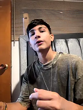 Snapshot of cody_fox10 chatting on October 2025 07:15:02 PM cody fox10 online show from October 2025 07:15:02 PM