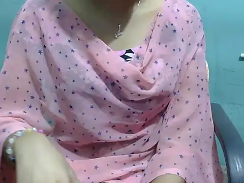 Snapshot of lovely_soniya chatting on September 2025 05:47:01 AM lovely soniya online show from September 2025 05:47:01 AM