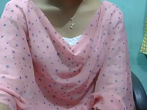 Snapshot of lovely_soniya chatting on October 2025 05:30:02 AM lovely soniya online show from October 2025 05:30:02 AM