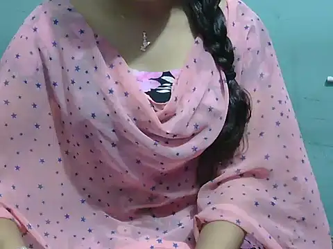 Snapshot of lovely_soniya chatting on September 2025 04:37:01 AM lovely soniya online show from September 2025 04:37:01 AM