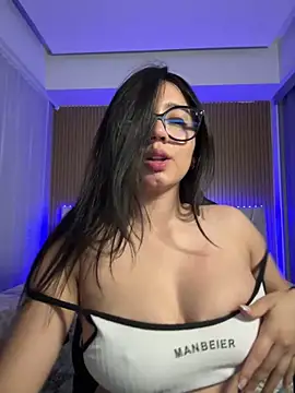 Michelle Zoe online show from May 2026 05:46:01 AM
