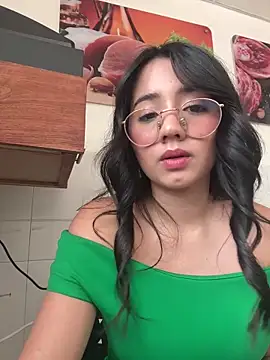 Michelle Zoe online show from October 2025 03:56:02 PM