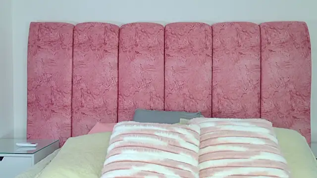 emmacurvy online show from January 2026 03:10:01 AM