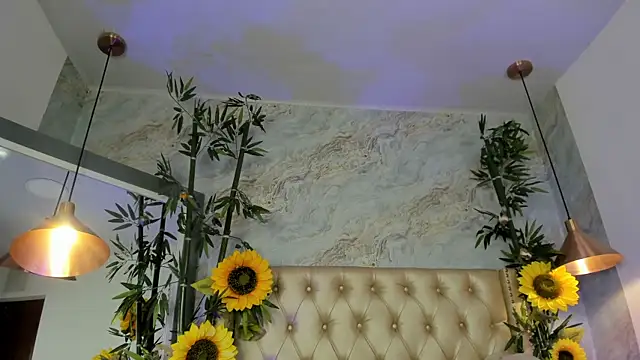 Snapshot of LittleeJaz chatting on July 2026 02:42:01 AM LittleeJaz online show from July 2026 02:42:01 AM