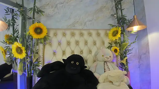 Snapshot of LittleeJaz chatting on June 2026 03:12:02 AM LittleeJaz online show from June 2026 03:12:02 AM