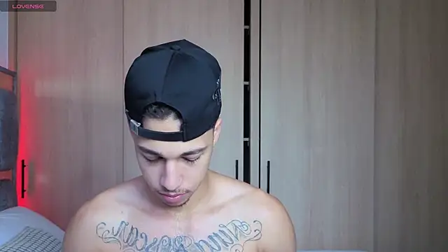 orionblaze69  online show from October 2025 10:58:01 AM