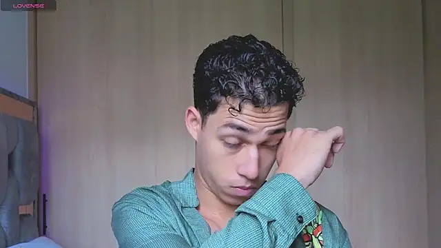 orionblaze69  online show from November 2025 03:56:02 PM