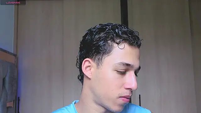 orionblaze69  online show from November 2025 06:07:02 PM