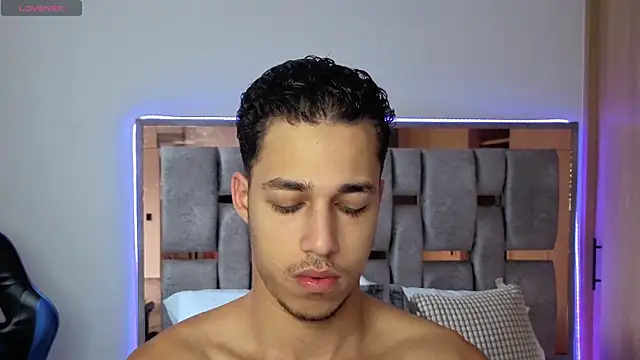 orionblaze69  online show from October 2025 11:20:01 AM