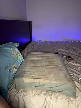 Ariana  Marie online show from May 2026 06:39:02 PM