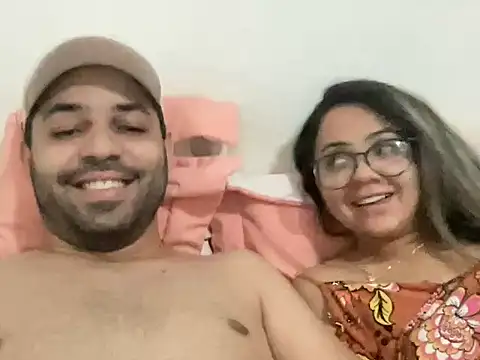 Snapshot of LoiraSapeca26 chatting on October 2025 03:23:02 PM LoiraSapeca26 online show from October 2025 03:23:02 PM