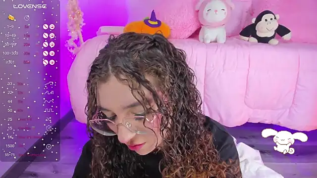 Snapshot of hannacutegod chatting on October 2025 03:32:01 AM hannacutegod online show from October 2025 03:32:01 AM
