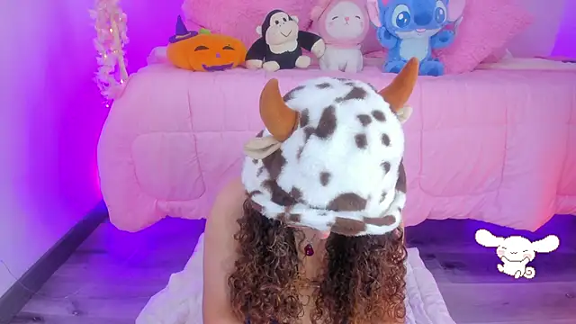 hannacutegod online show from November 2025 05:30:01 AM