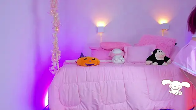 hannacutegod online show from November 2025 05:44:02 AM