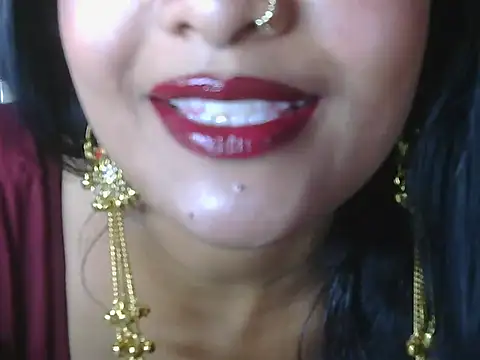 Snapshot of hotee_bhabi chatting on May 2026 11:48:02 AM hotee bhabi online show from May 2026 11:48:02 AM