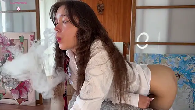 PlumyBun online show from May 2026 04:07:02 AM